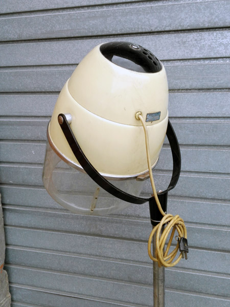 secador pelo peluqueria pie ruedas 1u